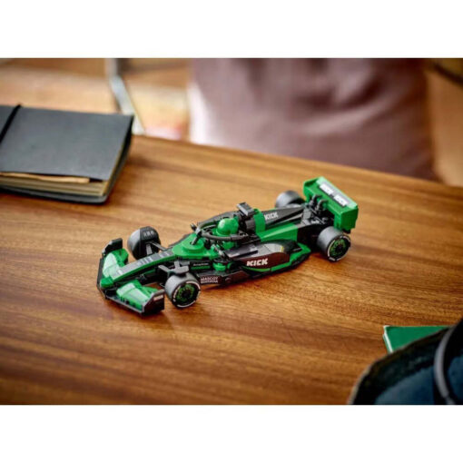 Lego Speed Champions F1 BWT Alpine Racing Car για 10+ Ετών 258τμχ - Image 3