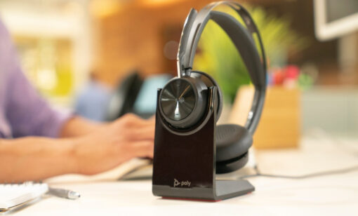 HP POLY VF2 -M Ασύρματα Over Ear Multimedia Ακουστικά με μικρόφωνο και σύνδεση Bluetooth / USB-C - Image 4