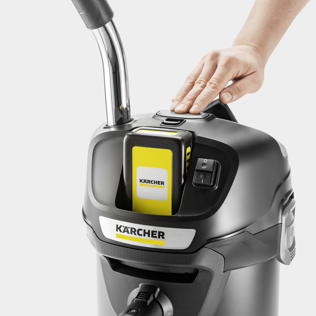 Karcher Ad 2 Σκούπα Στάχτης με Κάδο - Image 4