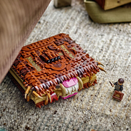 Lego Harry Potter Chomping Monster Book of Monsters για 9+ Ετών 518τμχ - Image 3