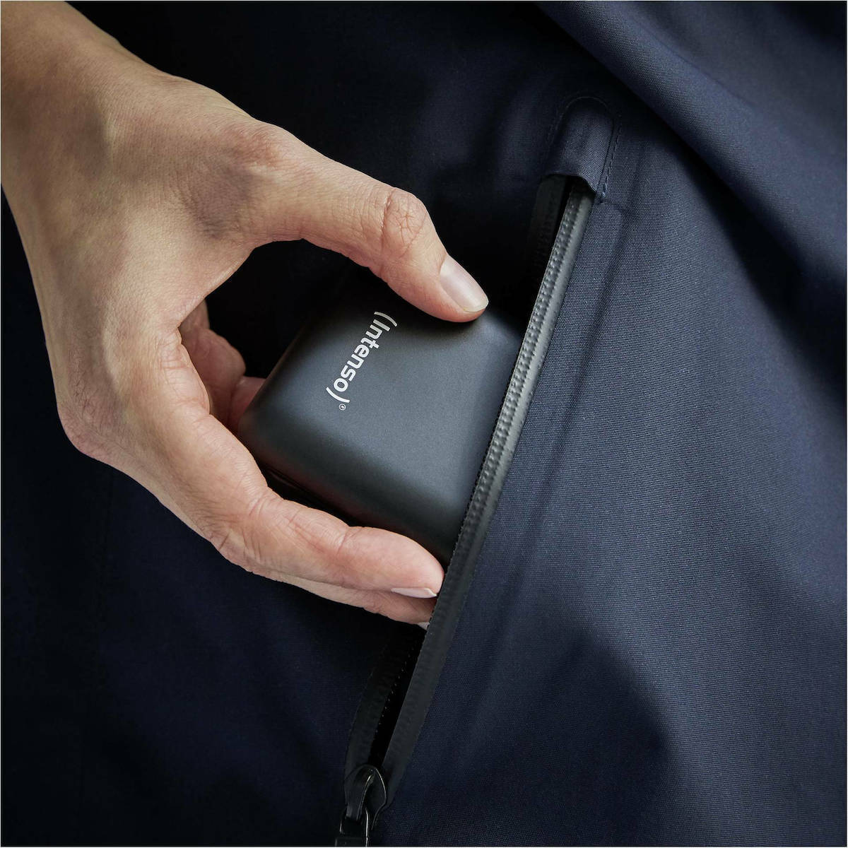 Intenso XC10000 10000mAh - Image 12