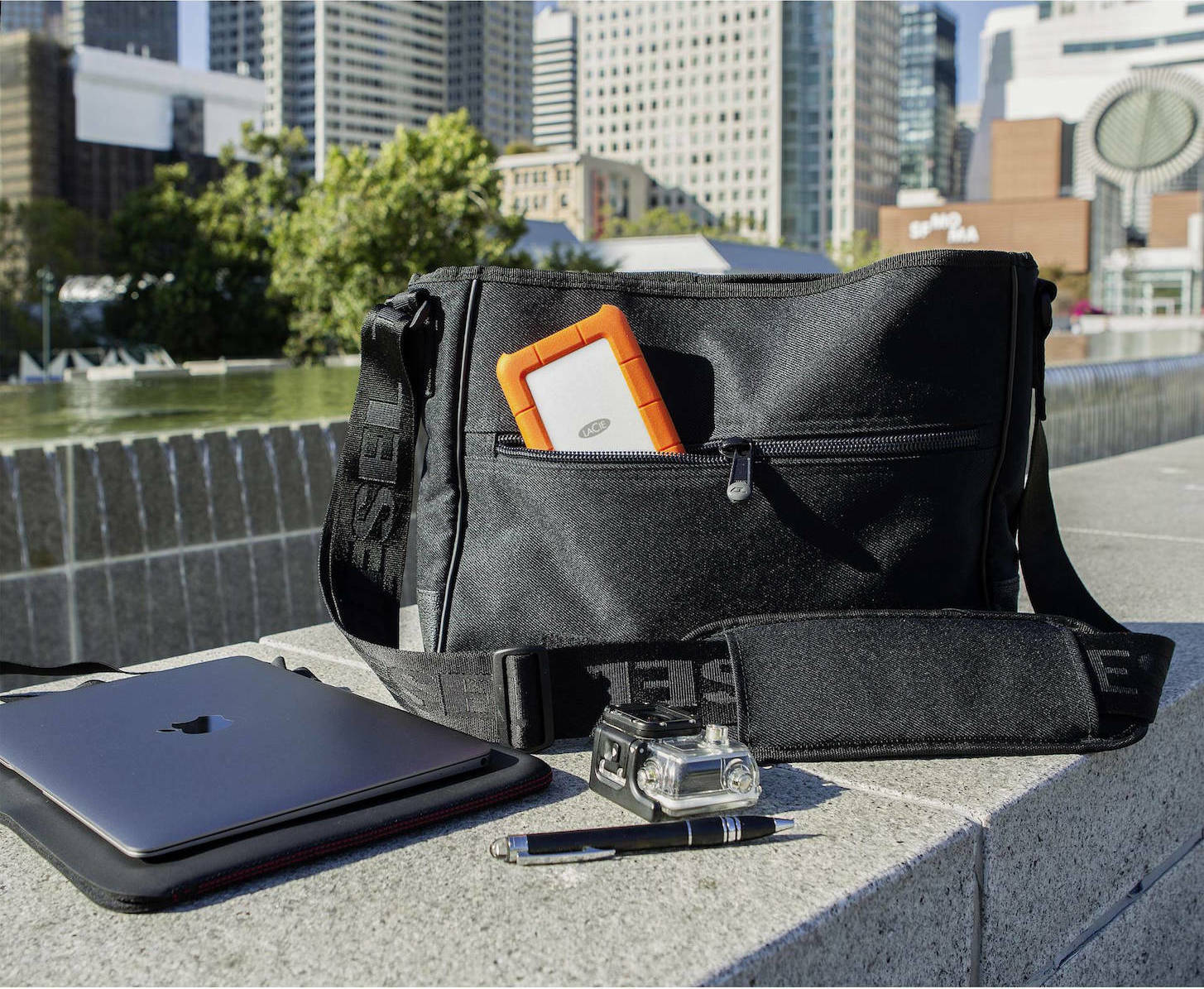 Lacie Rugged USB-C USB-C / USB 3.1 Εξωτερικός HDD 2TB 3.5" Πορτοκαλί - Image 10