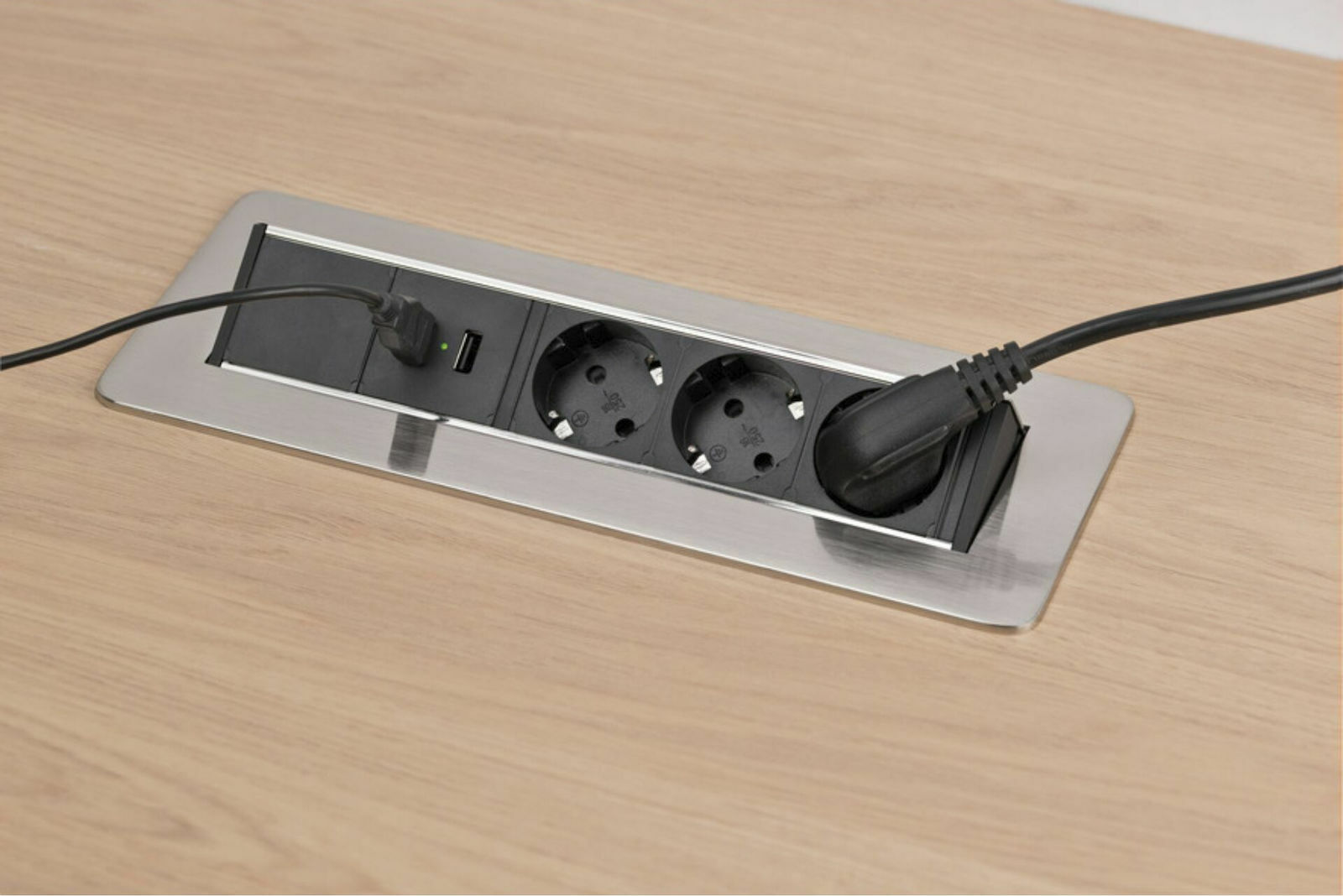 Brennenstuhl Πολύπριζο 3 Θέσεων με 2 USB-A και Καλώδιο 2m Ασημί - Image 10