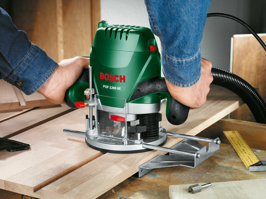 Bosch POF 1200 AE Κάθετη Φρέζα 1200W με Ρύθμιση Ταχύτητας και με Σύστημα Αναρρόφησης - Image 7