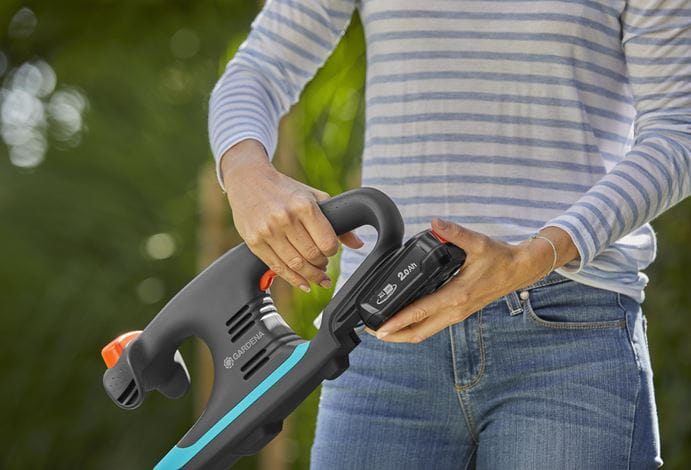 Gardena 14733-55 Μπορντουροψάλιδο Μπαταρίας 18V με Μήκος Λάμας 40cm Solo - Image 2