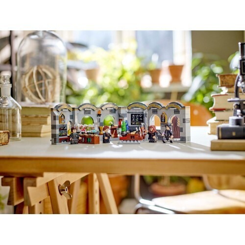 Lego Castle Hogwarts Castle: Potions Class για 8+ Ετών - Image 11