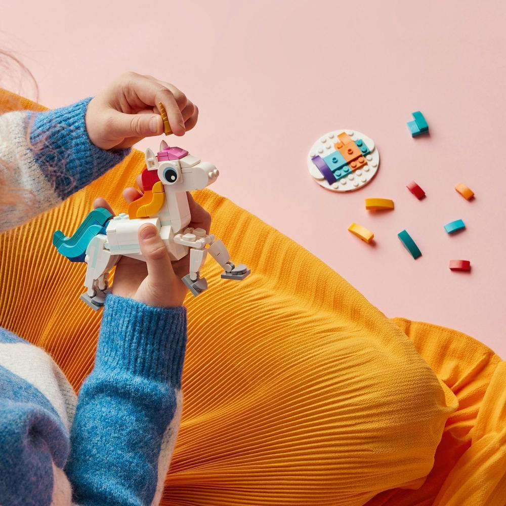 Lego Creator Magical Unicorn για 7+ Ετών - Image 12