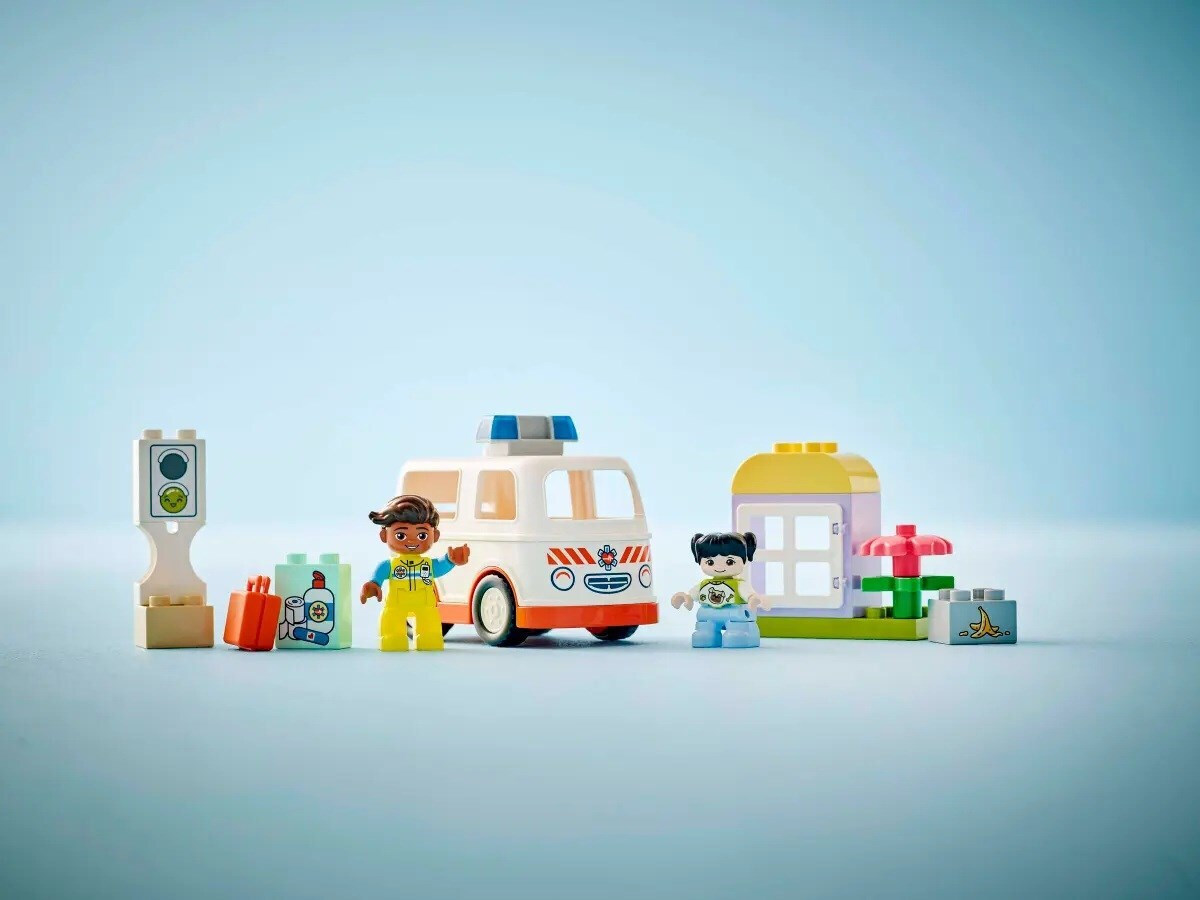 Lego Duplo Ambulance & Driver για 2+ Ετών 19τμχ - Image 8