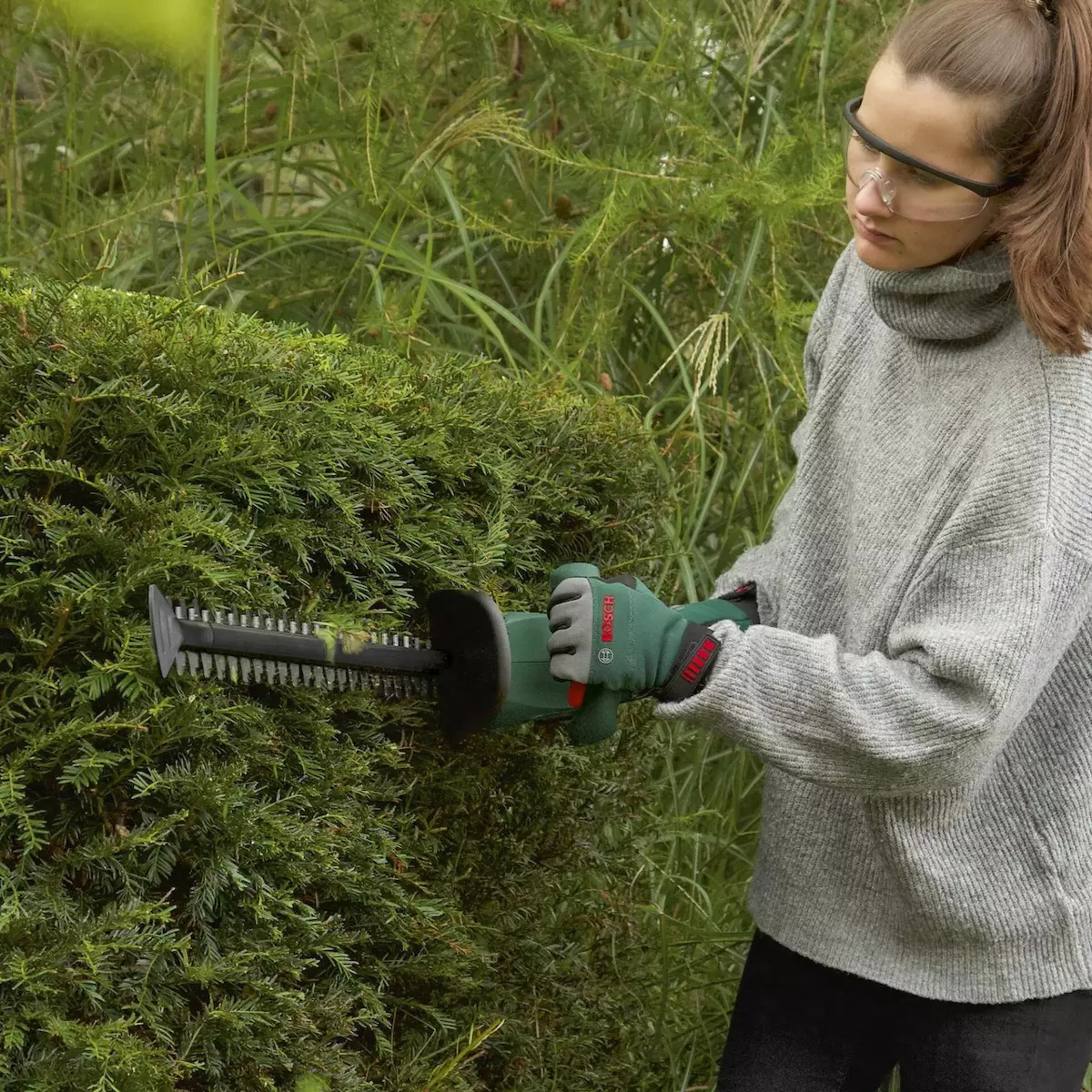 Bosch Easy HedgeCut 18V-52-13 Μπορντουροψάλιδο Μπαταρίας 18V με Μήκος Λάμας 52cm Solo - Image 6