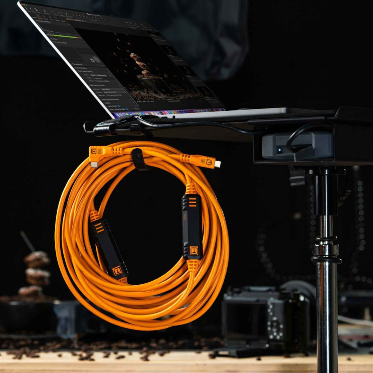 Tether Tools Tetherpro USB 2.0 USB-C male - USB-C 9.4m (CUC31RTG2-ORG) - Image 4