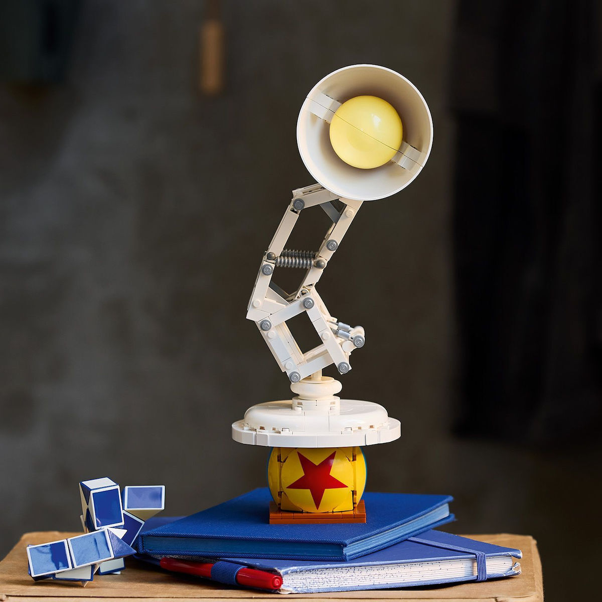 Lego Ideas Disney Pixar Luxo Jr. για 18+ Ετών 613τμχ - Image 7