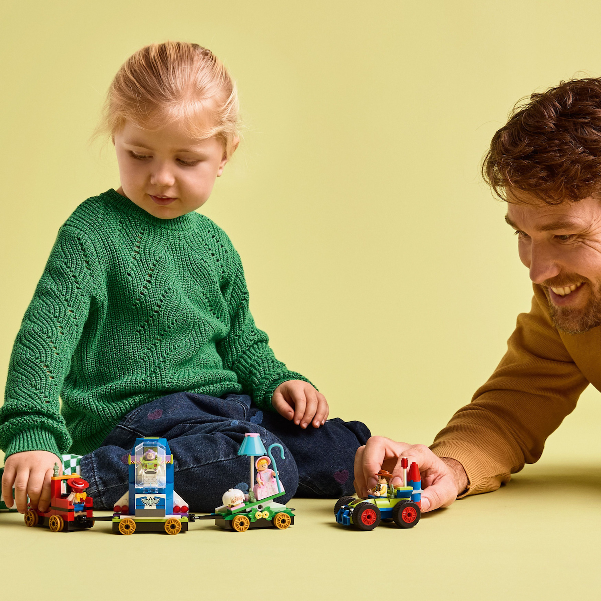 Lego Disney Toy Story Celebration Train & RC Car για 4+ Ετών 206τμχ - Image 3