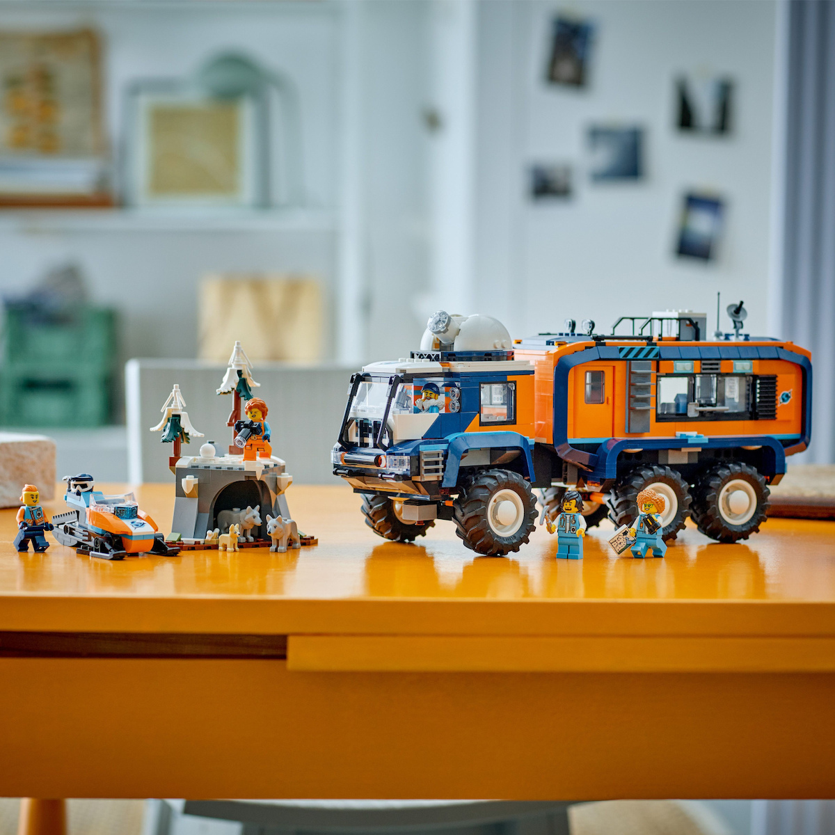 Lego City Arctic Explorer Science Lab Truck για 8+ Ετών 1.064τμχ - Image 10