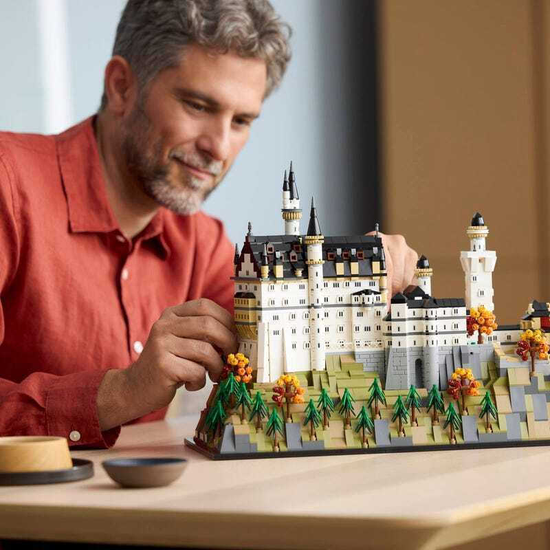 Lego Architecture Neuschwanstein Castle για 18+ Ετών 3455τμχ - Image 8