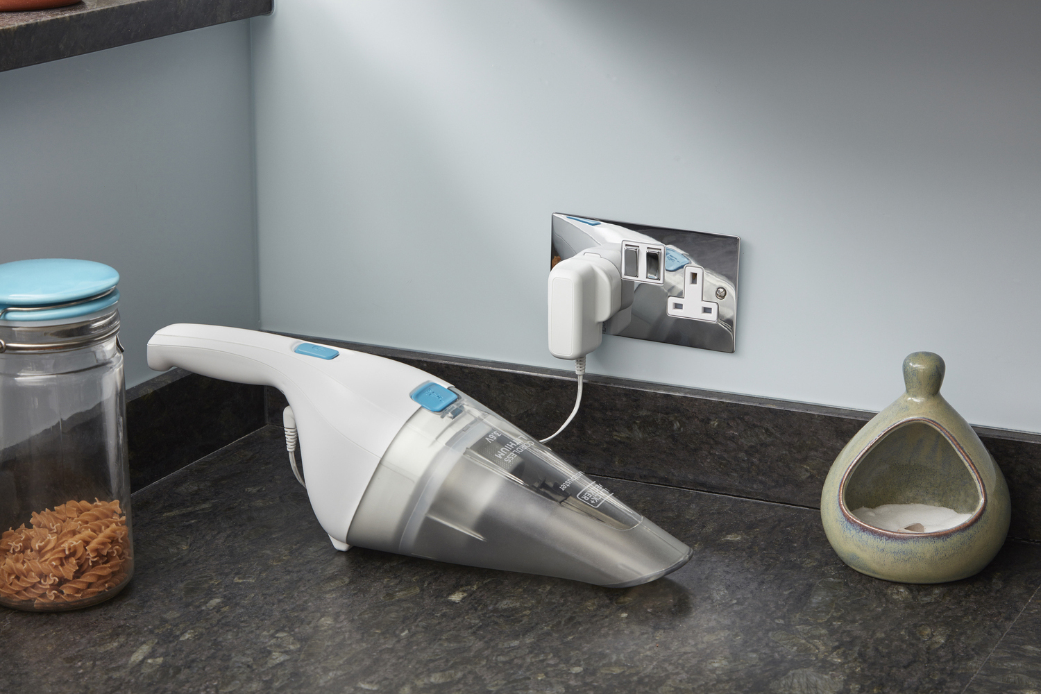 Black & Decker NVC115JL Επαναφορτιζόμενο Σκουπάκι Χειρός 3.6V Λευκό - Image 3
