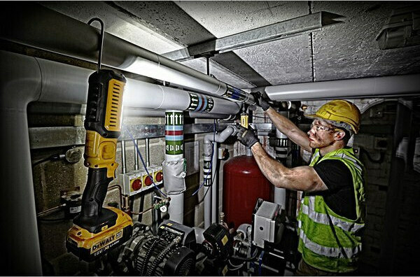 Dewalt DCL050 Φακός Συνεργείου Μπαταρίας LED IP54 - Image 8