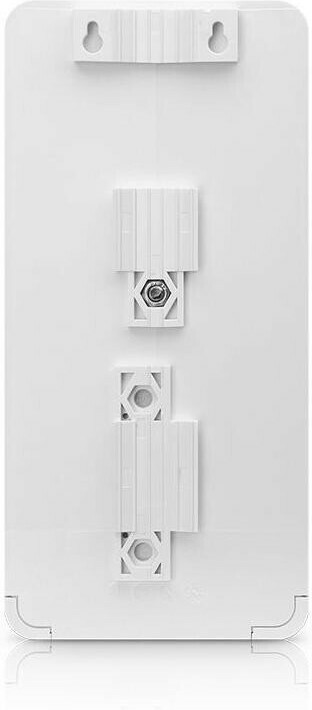 Ubiquiti NanoSwitch PoE+ Injector - Image 4
