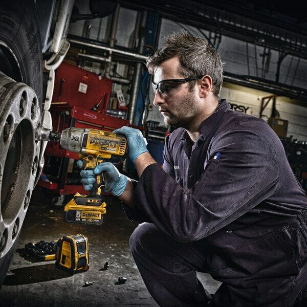 Dewalt DCF899N Brushless Μπουλονόκλειδο Μπαταρίας 18V Solo με Υποδοχή 1/2" - Image 5