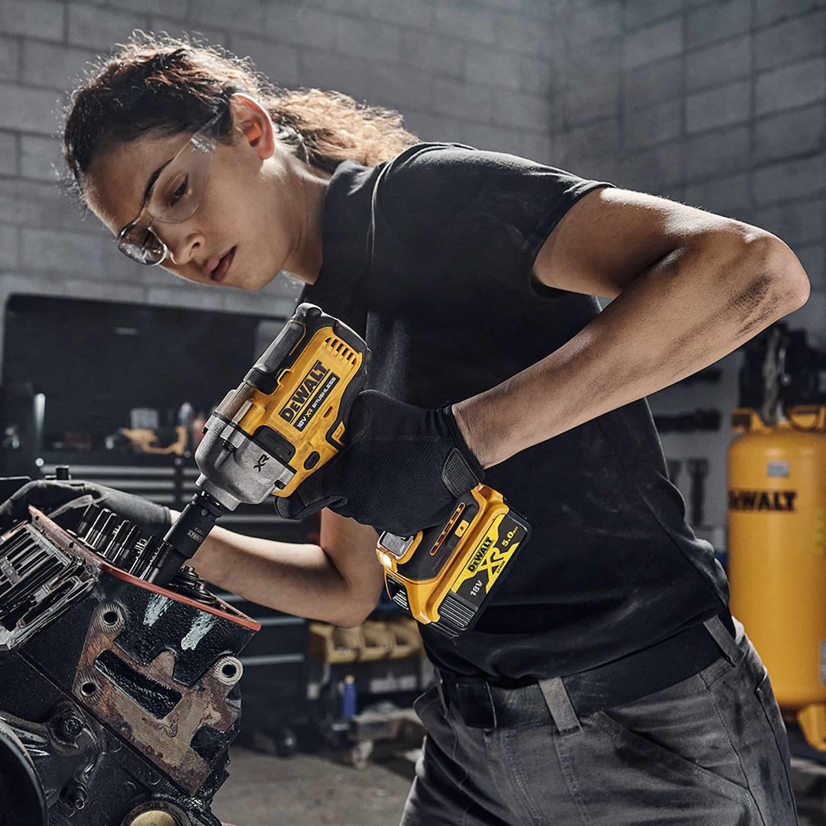 Dewalt DCF891P2T Μπουλονόκλειδο Μπαταρίας 18V 2x5Ah με Υποδοχή 1/2" - Image 5