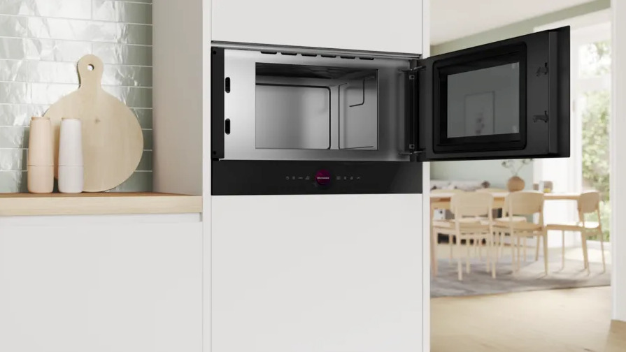 Bosch BFR7221B1 Εντοιχιζόμενος 21lt Μαύρος - Image 3