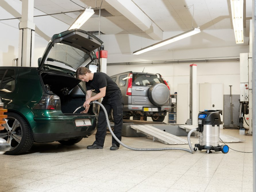 Nilfisk Alto Attix 40-01 PC 1500W 37lt - Image 2