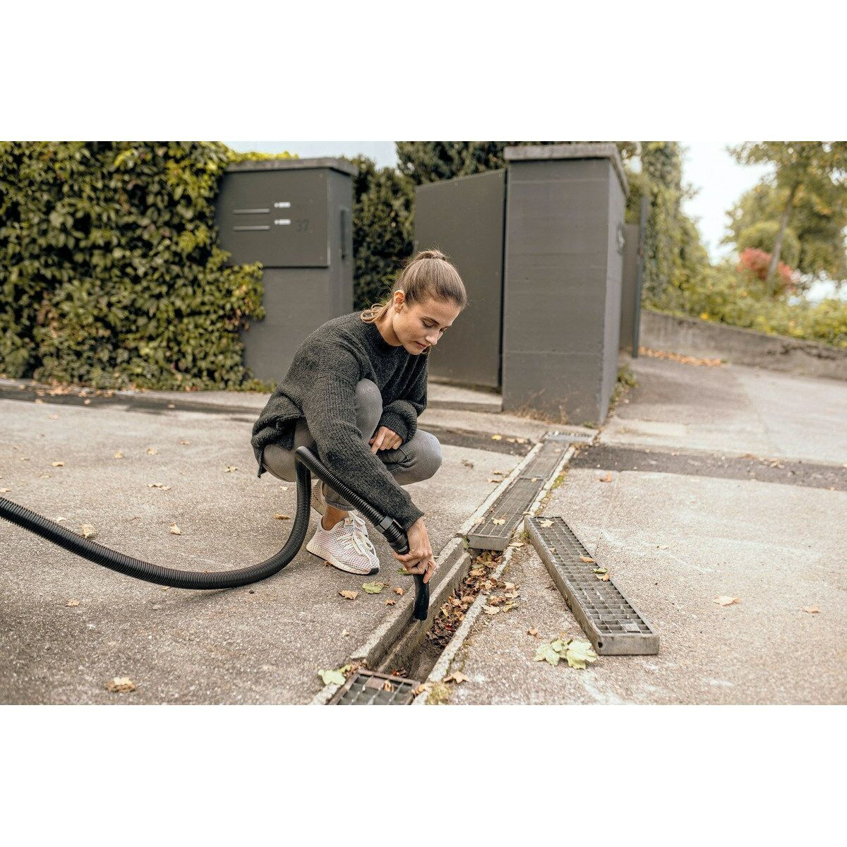 Karcher WD 4 P V-20/5/22 Υγρών / Στερεών 1000W 20lt - Image 3