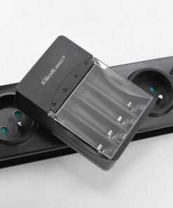 Alternative view of Qoltec Φορτιστής 4 Μπαταριών Ni-Cd/Ni-MH Μεγέθους AA/AAA