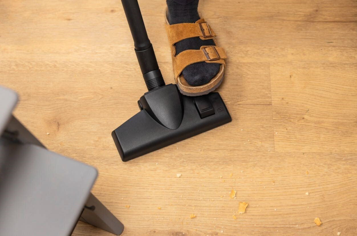 Karcher SE 4 Plus Special Υγρών / Στερεών 1000W 4lt - Image 3