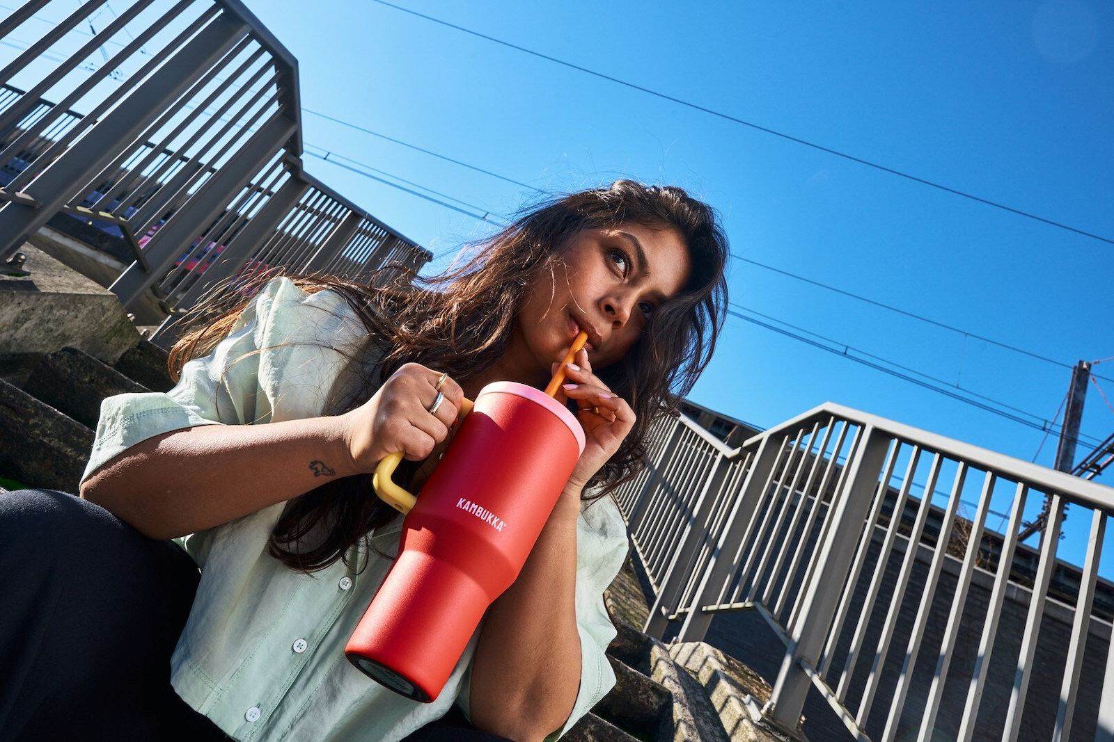 Kambukka 950ml Pink Papaya Thermal Mug Telescopic Straw - Image 7