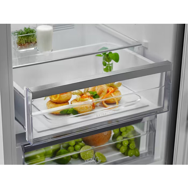 Electrolux Ψυγειοκαταψύκτης 367lt NoFrost Inox LNT7ME36X3 - Image 4