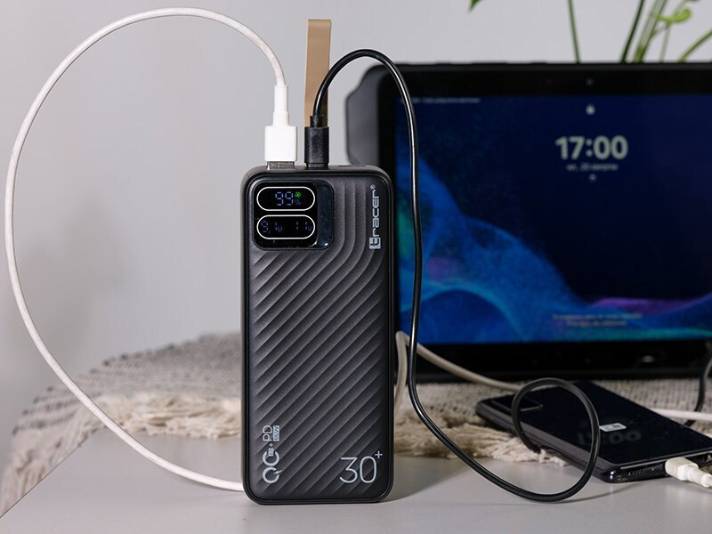 Tracer Blaze Power Bank 30000mAh 65W με 2 Θύρες USB-A και Θύρα USB-C Μαύρο - Image 3