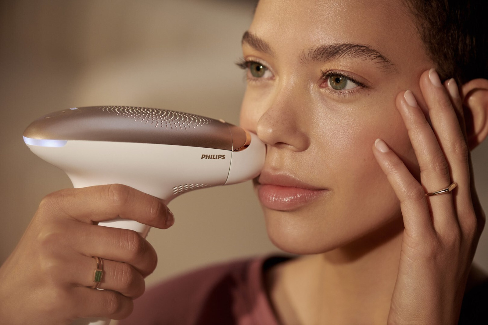 Philips Lumea Ipl 7000 Series Σετ Αποτρίχωσης IPL για Πρόσωπο & Σώμα BRI921/00 - Image 5