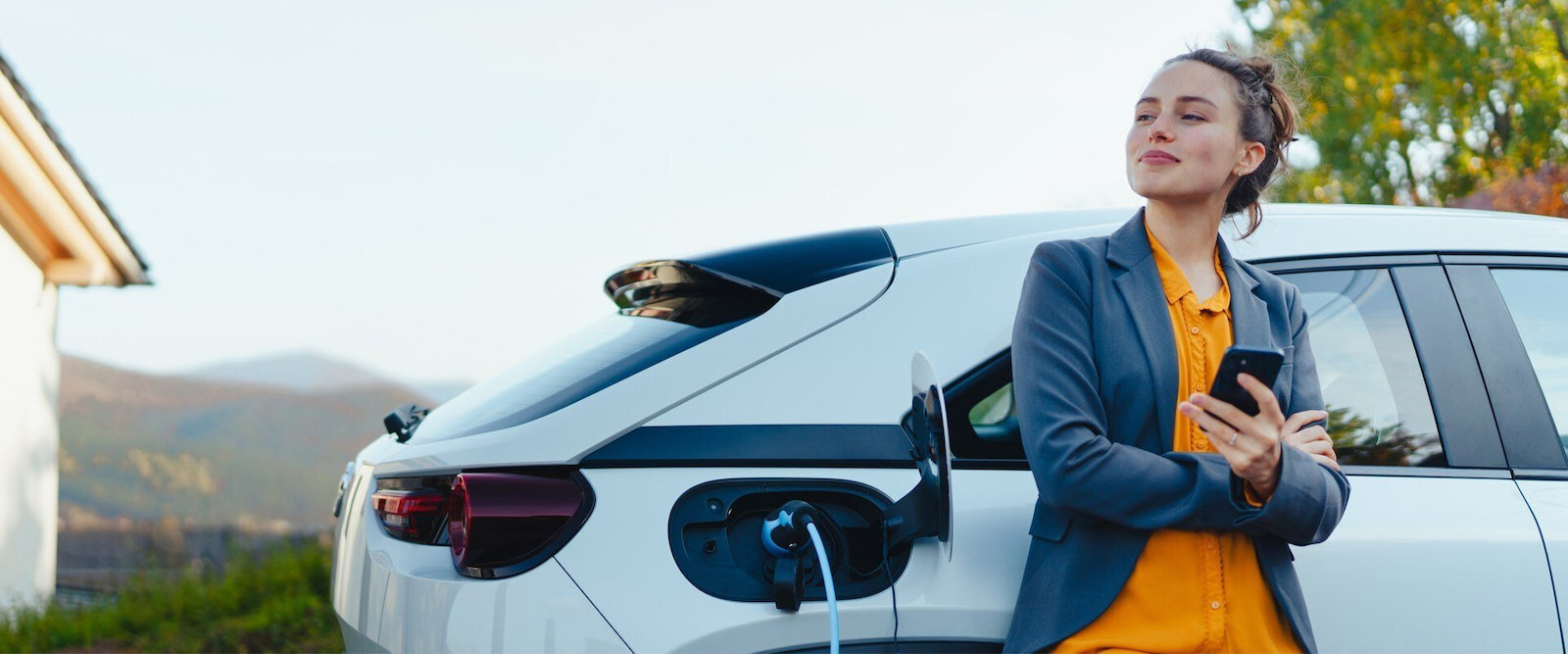 Qoltec Φορητός Σταθμός Φόρτισης 7kW με Ενσωματωμένο Καλώδιο Type 2 - Image 2
