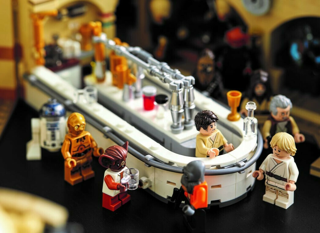 Lego Star Wars Mos Eisley Cantina για 18+ Ετών - Image 15