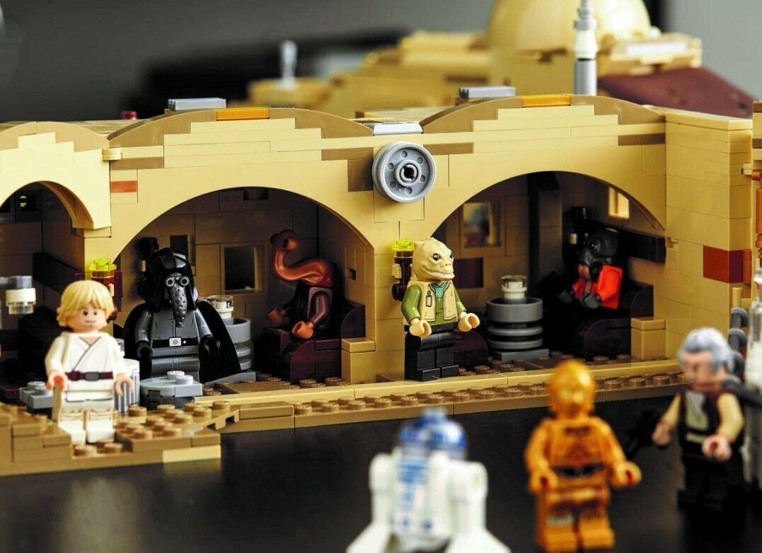 Lego Star Wars Mos Eisley Cantina για 18+ Ετών - Image 19