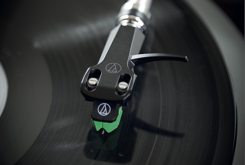 Audio Technica Κεφαλή Πικάπ AT-VM95E Κινητού Μαγνήτη σε Πράσινο Χρώμα - Image 4