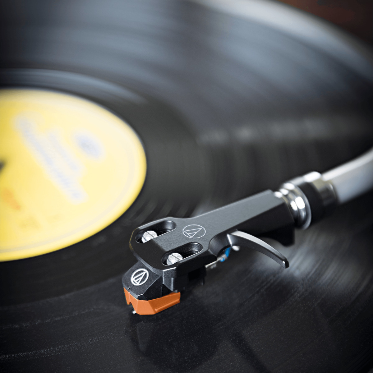 Audio Technica Κεφαλή Πικάπ AT-VM95EN Κινητού Μαγνήτη σε Πορτοκαλί Χρώμα - Image 7