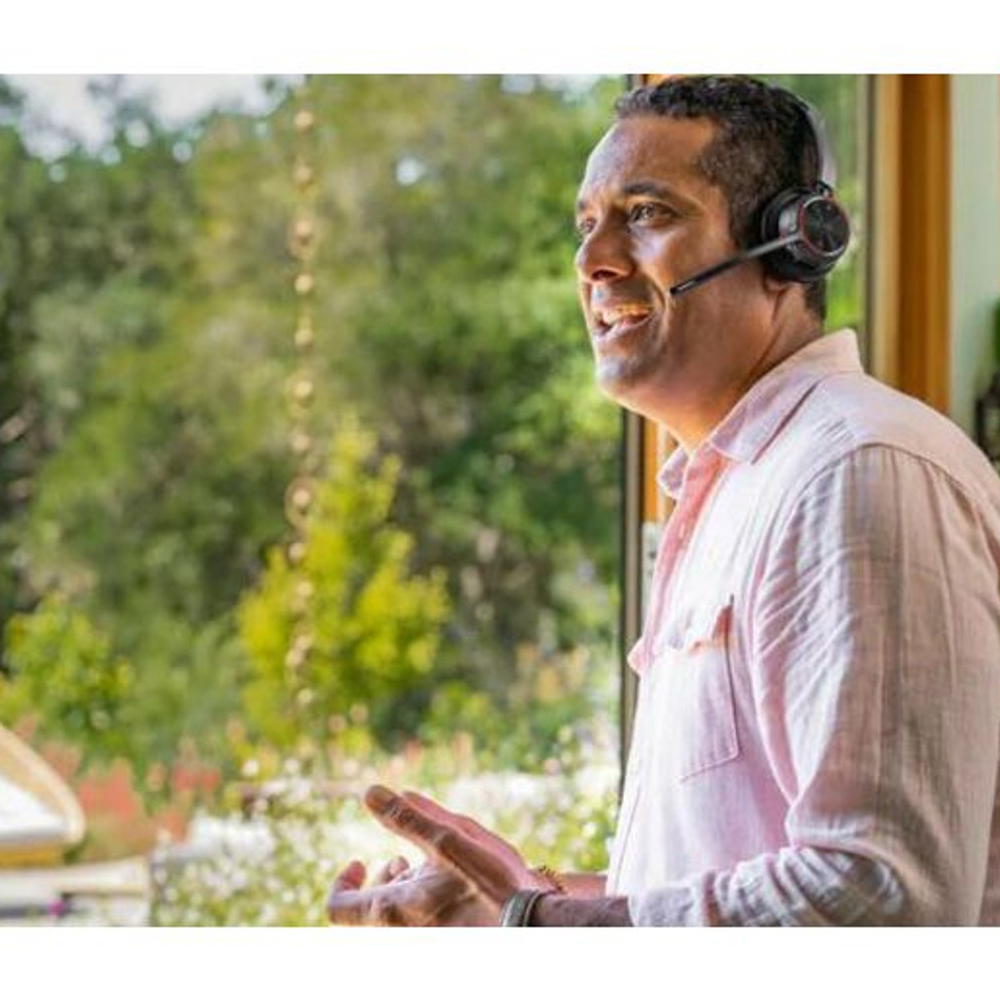 Poly VOIP Headset (77Z31AA) - Image 2