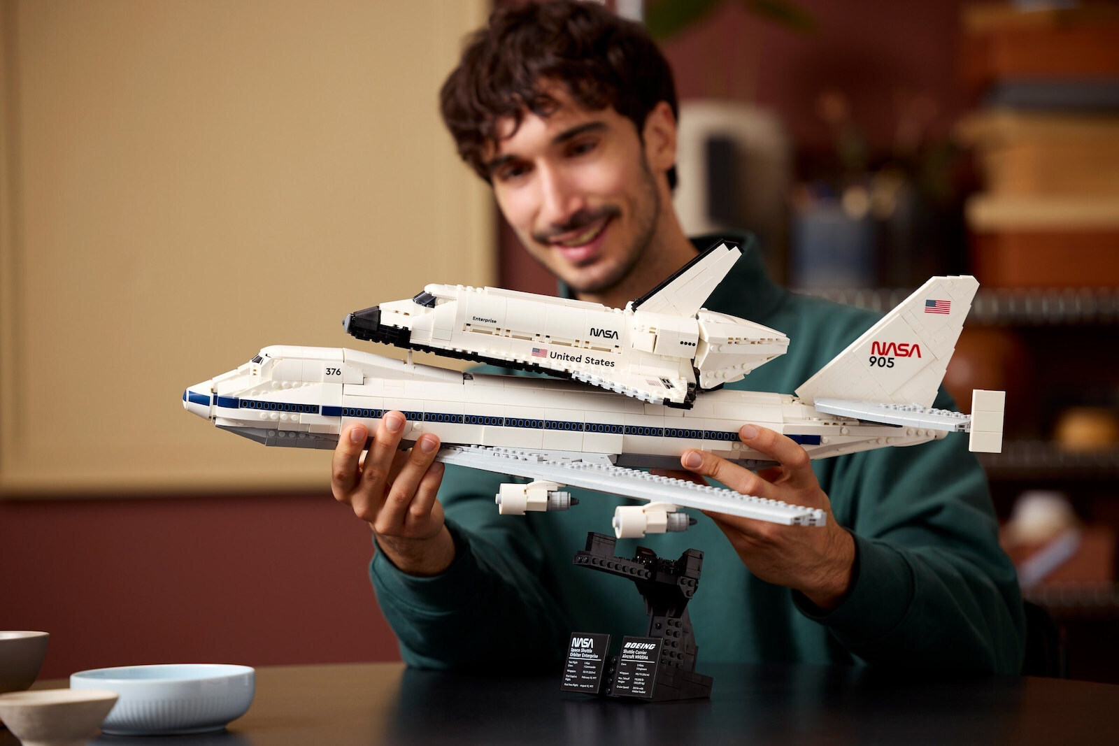 Lego Icons Shuttle Carrier Aircraft για 18+ Ετών 2.417τμχ - Image 4