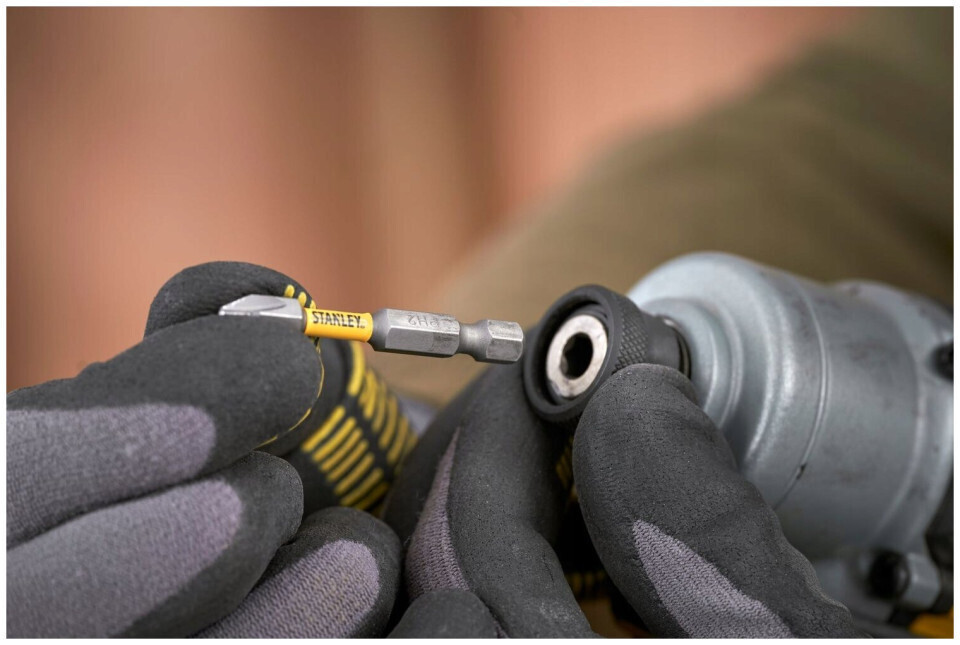 Stanley SFMCF830D2K Μπουλονόκλειδο 18V 2x2Ah 1/4" - Image 3