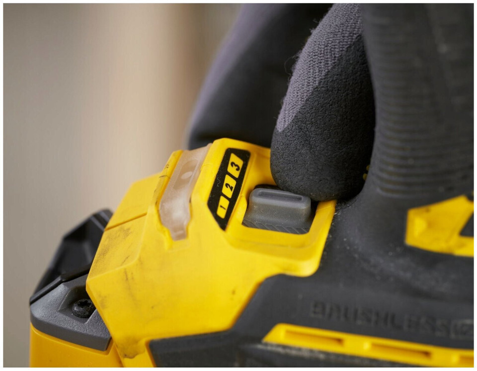 Stanley SFMCF830D2K Μπουλονόκλειδο 18V 2x2Ah 1/4" - Image 10