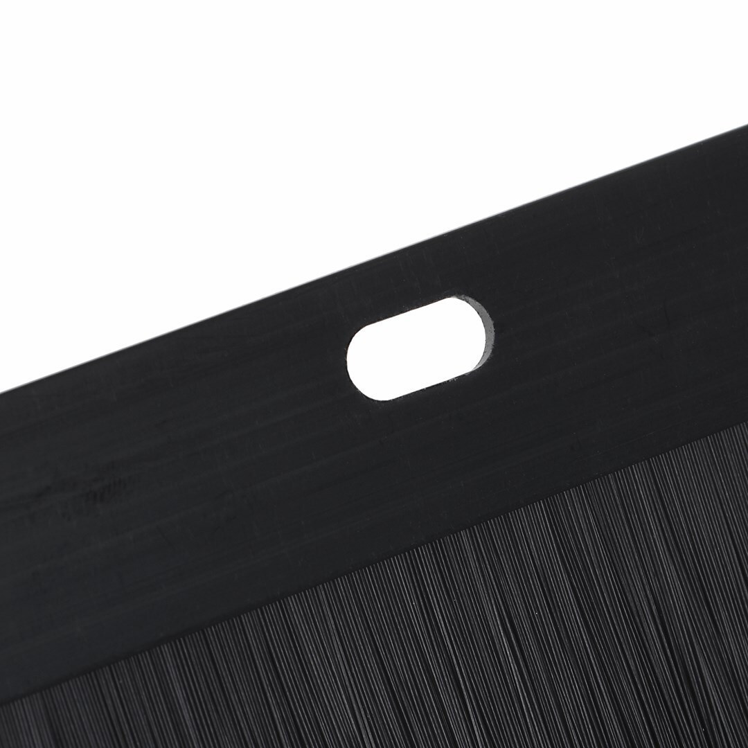 Lanberg Cable Entry Brush Panel 19'' Black - Image 3