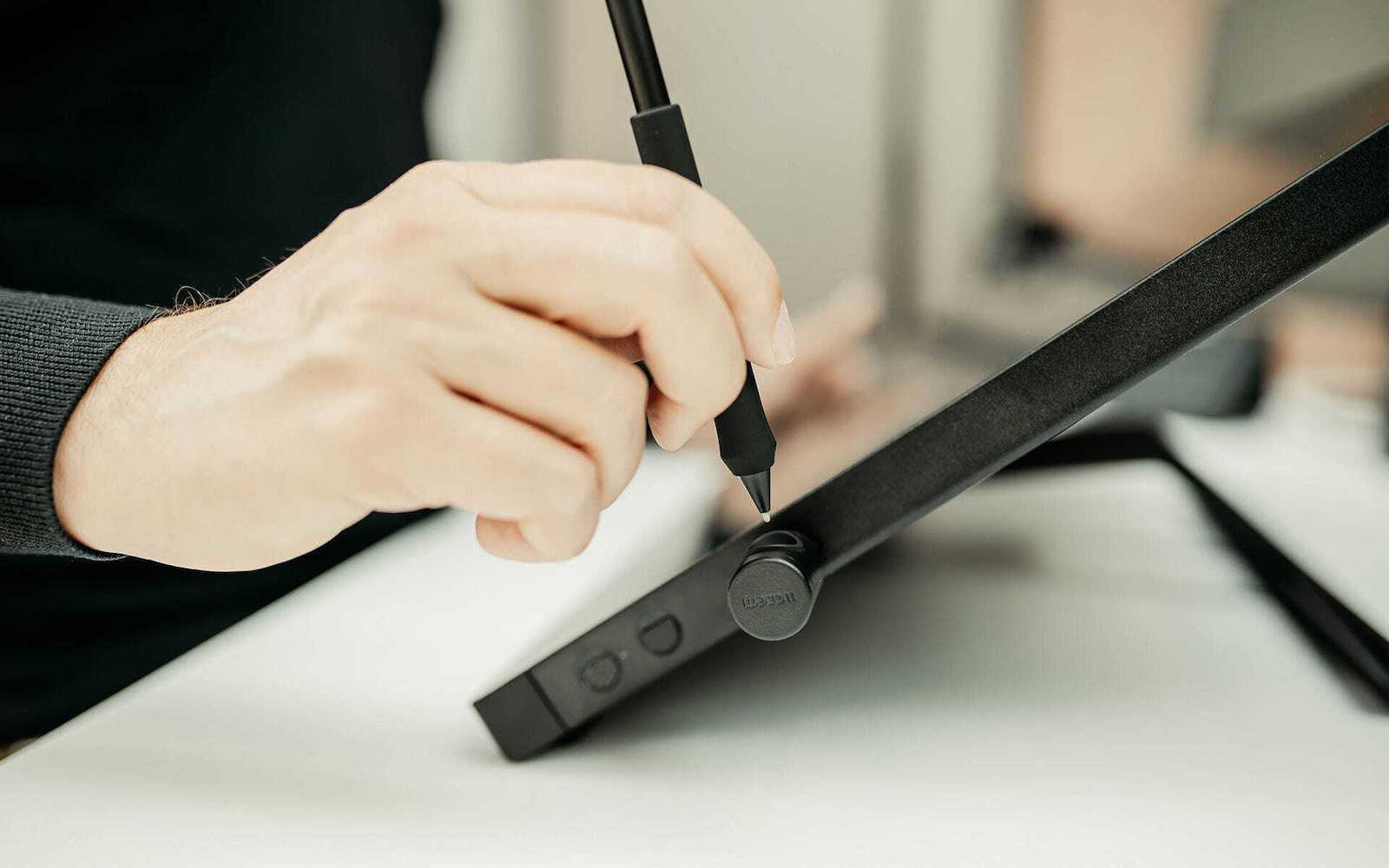 Wacom Cintiq 24 Ψηφιακή Γραφίδα - Image 7