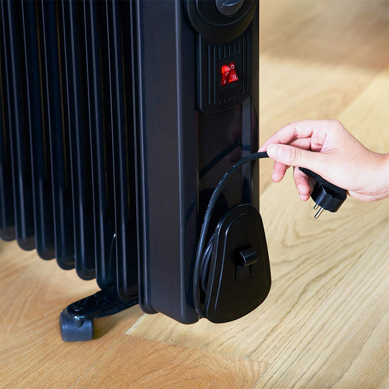 Black & Decker BXRA2000E Καλοριφέρ Λαδιού με 11 φέτες 2300W - Image 4