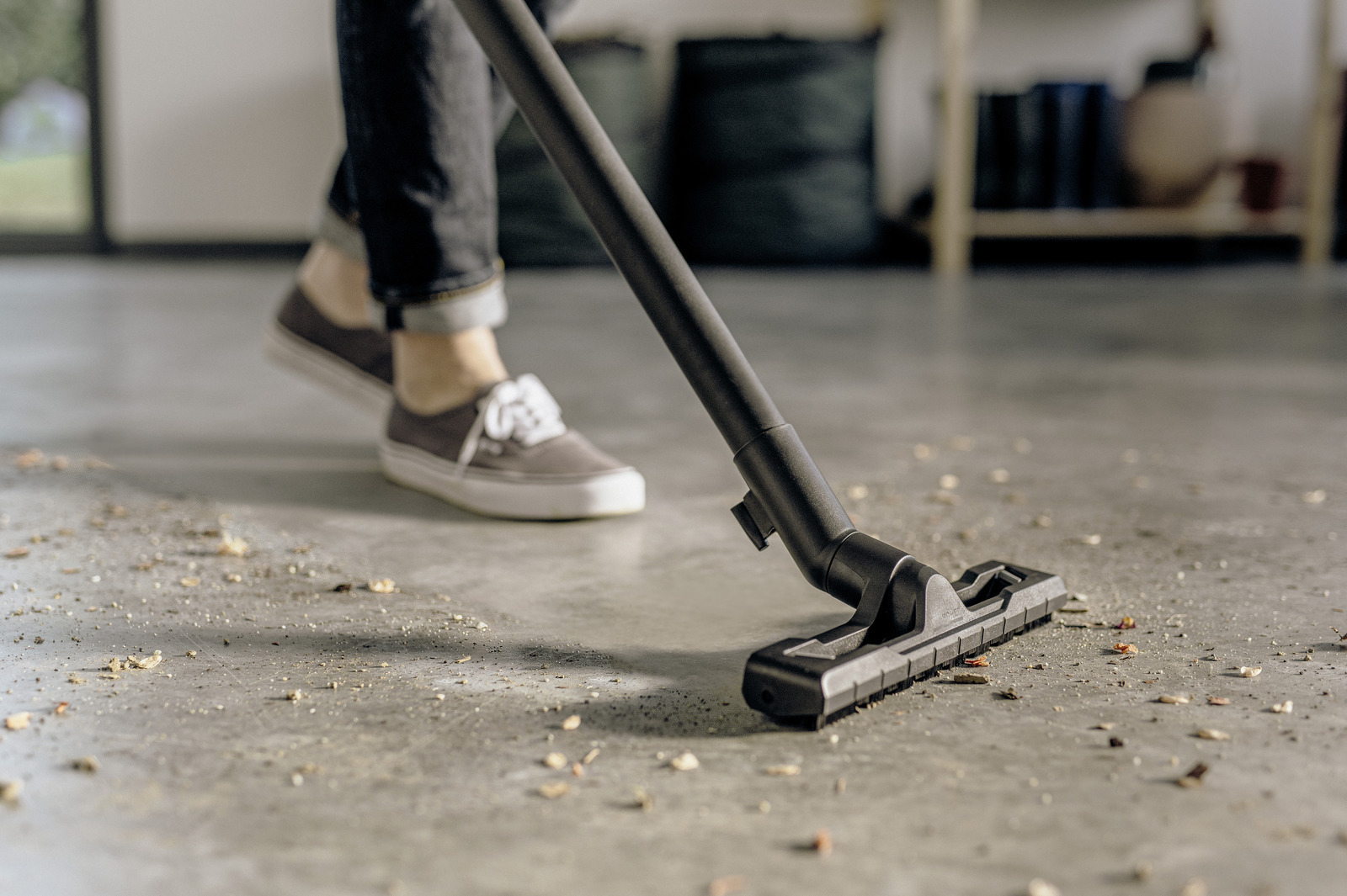 Karcher WD 4 V-20/5/22 Υγρών / Στερεών 1000W 20lt - Image 2
