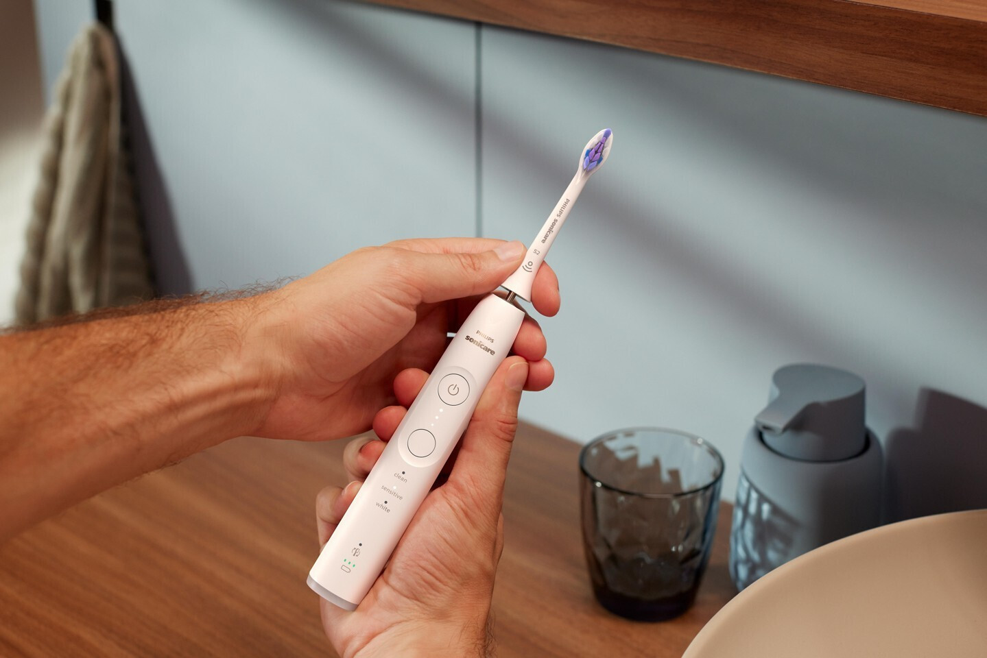 Philips Sonicare DiamondClean 9000 Ηλεκτρική Οδοντόβουρτσα με Αισθητήρα Πίεσης Λευκή - Image 5