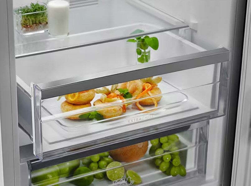 Electrolux Ψυγειοκαταψύκτης 367lt NoFrost Υ201xΠ59.5xΒ66.2εκ. Inox LNT7ME36G2 - Image 9