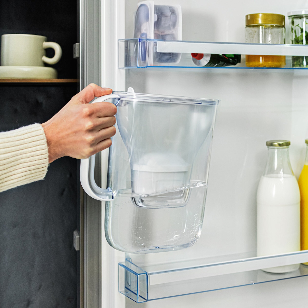 Brita Style Essential Κανάτα Σερβιρίσματος Πλαστική White με Φίλτρο 2400ml - Image 5