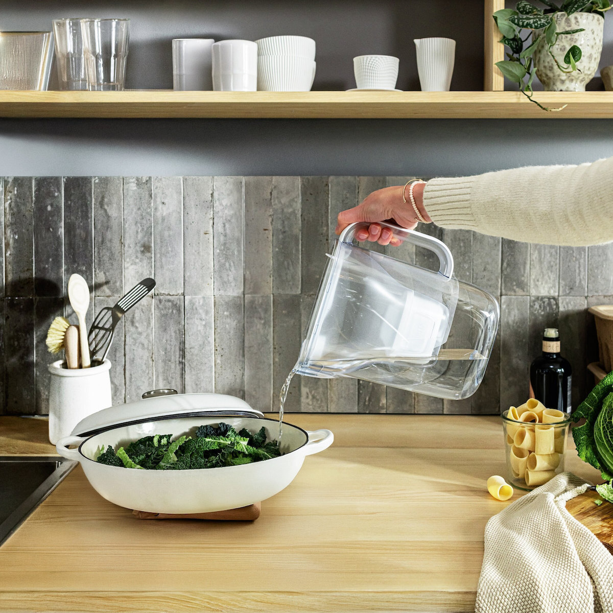 Brita Style Essential Κανάτα Σερβιρίσματος Πλαστική White με Φίλτρο 2400ml - Image 7