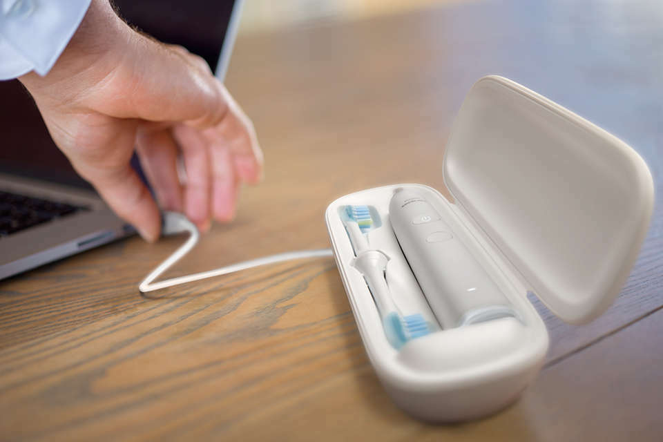 Philips Sonicare DiamondClean 9000 Ηλεκτρική Οδοντόβουρτσα με Χρονομετρητή, Αισθητήρα Πίεσης και Θήκη Ταξιδίου Λευκή - Image 7